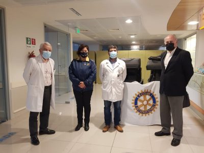 Rotary Club de Reñaca y la Corporación de Adelanto y Desarrollo de Reñaca donaron 18 colchones para pacientes con COVID- 19