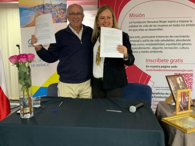 FIRMA CONVENIO CODAR Y FUNDACIÓN RENUEVA MUJER