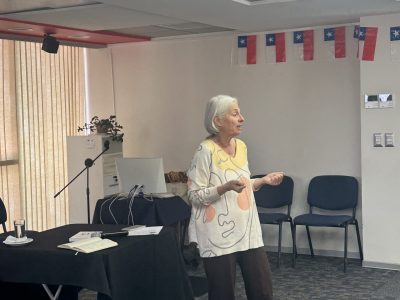 CHARLA “EL VALOR DE LOS ABUELOS” EN SALA CODAR