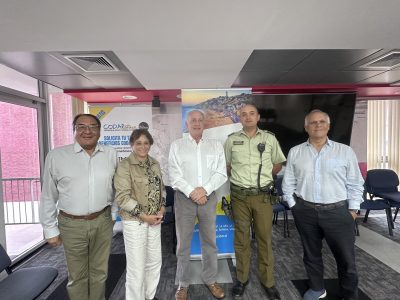 CODAR Y CARABINEROS SE REÚNEN PARA COORDINAR EL FUTURO DE LA SEGURIDAD EN REÑACA
